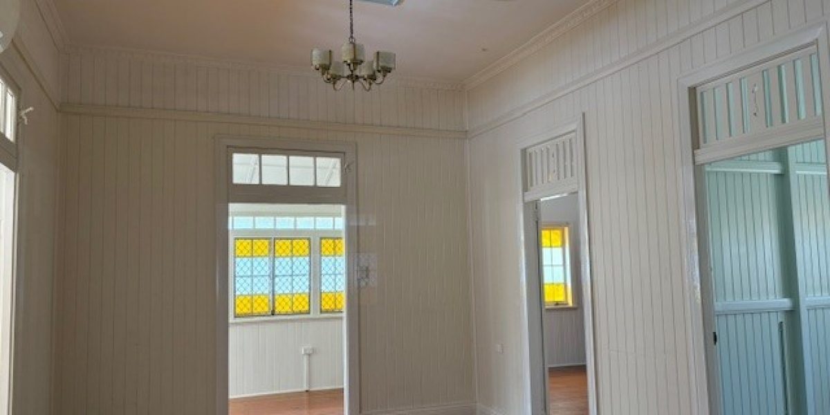 313 Lake Street, Cairns North, QLD 4870 AUS