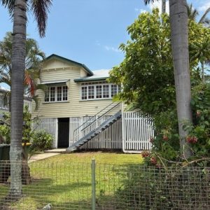 313 Lake Street, Cairns North, QLD 4870 AUS