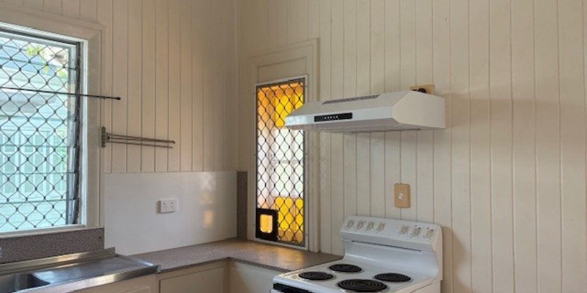 313 Lake Street, Cairns North, QLD 4870 AUS