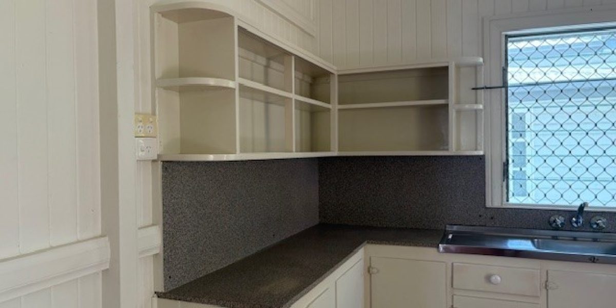 313 Lake Street, Cairns North, QLD 4870 AUS