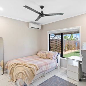 16 Lomond Street, Smithfield, QLD 4878 AUS