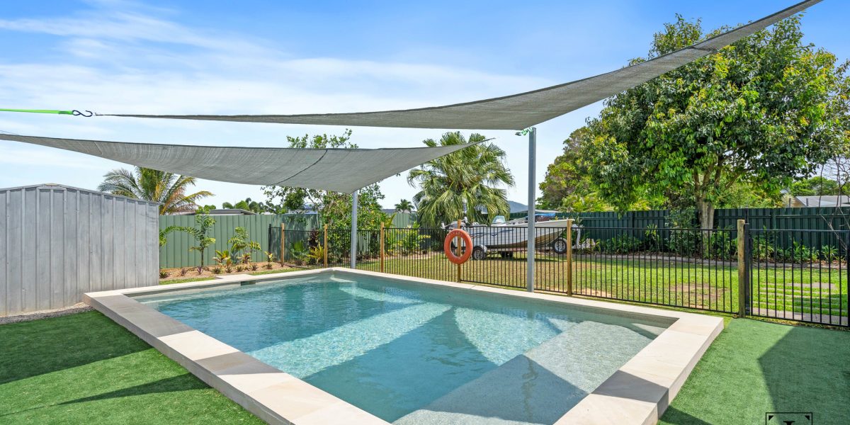 16 Lomond Street, Smithfield, QLD 4878 AUS
