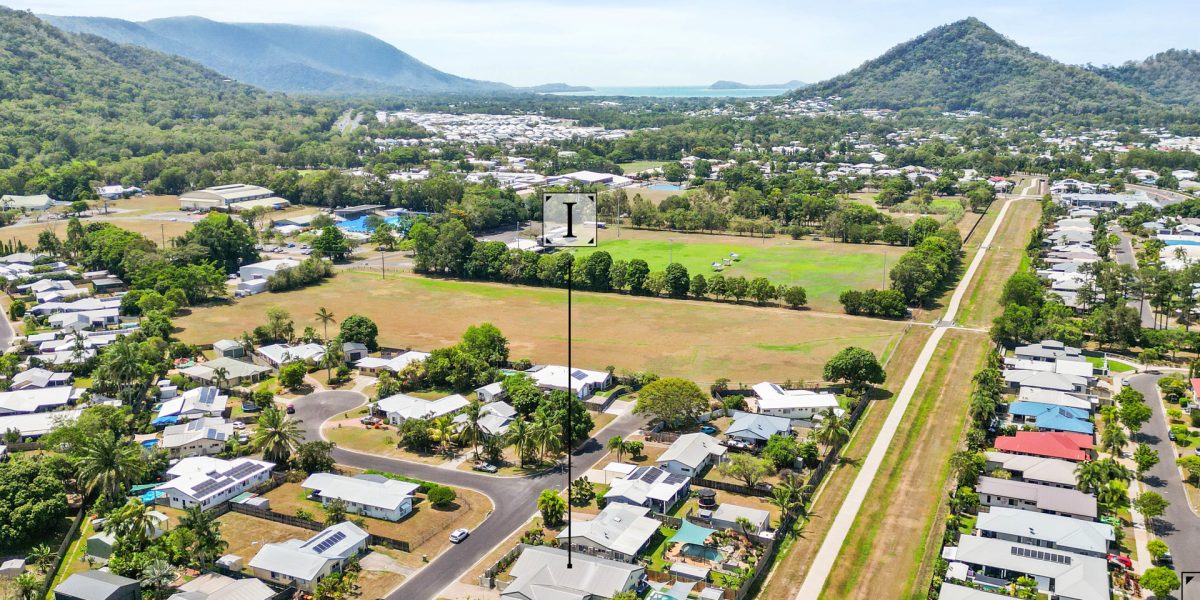 16 Lomond Street, Smithfield, QLD 4878 AUS