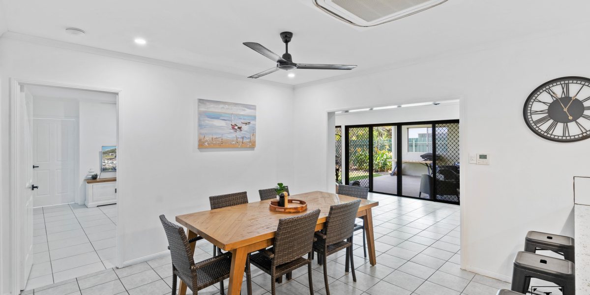 16 Lomond Street, Smithfield, QLD 4878 AUS