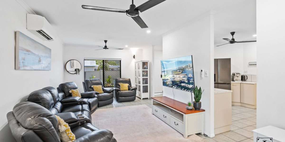 16 Lomond Street, Smithfield, QLD 4878 AUS