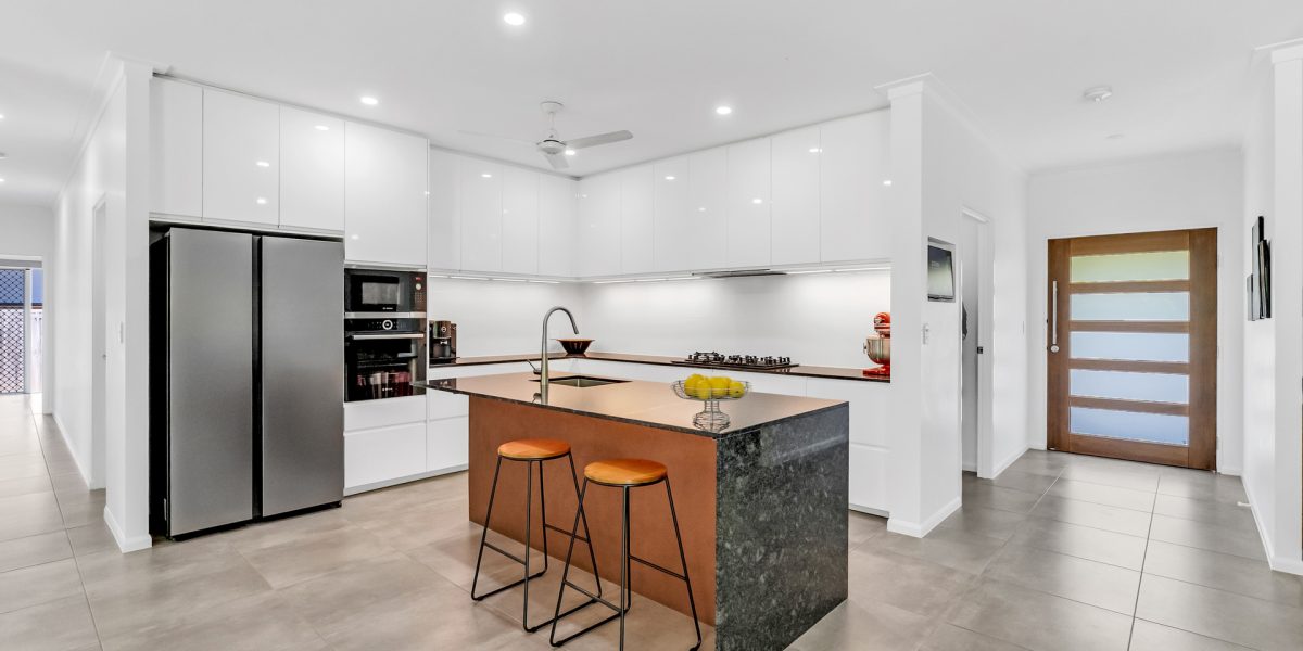 68 Leonard Street, Kewarra Beach, QLD 4879 AUS