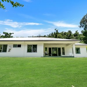 68 Leonard Street, Kewarra Beach, QLD 4879 AUS