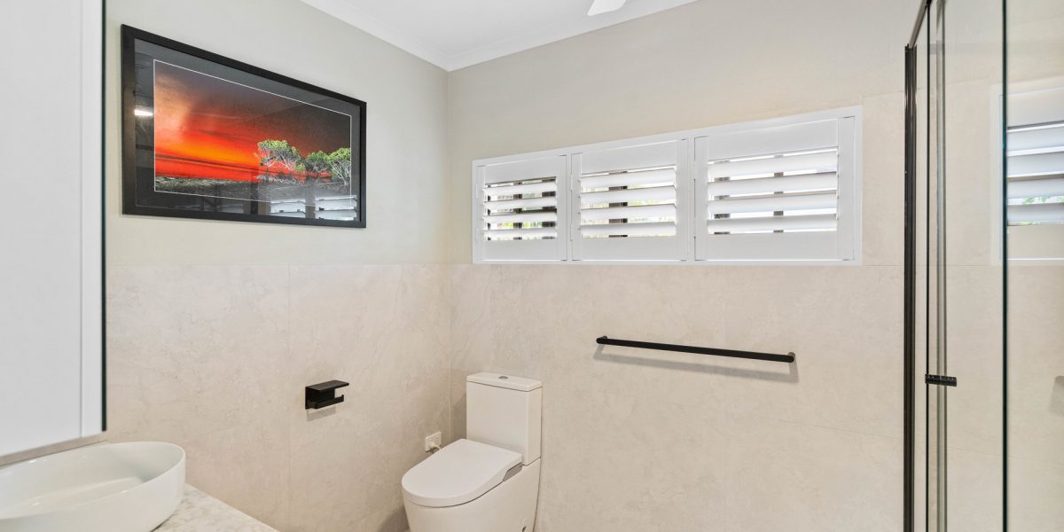 29-31 Casuarina Street, Holloways Beach, QLD 4878 AUS