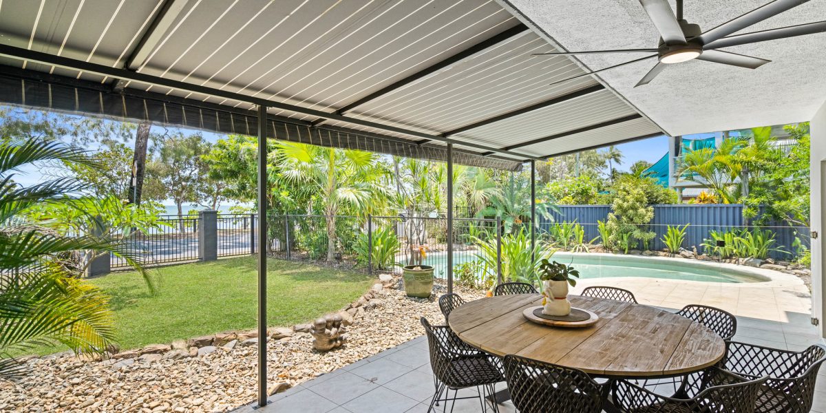 29-31 Casuarina Street, Holloways Beach, QLD 4878 AUS