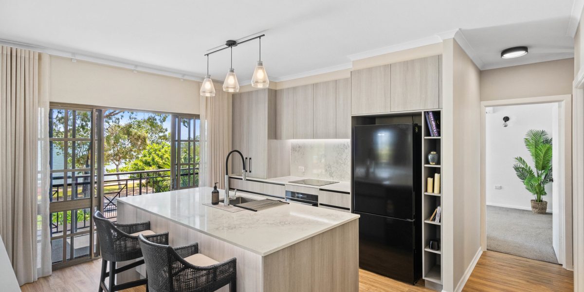 29-31 Casuarina Street, Holloways Beach, QLD 4878 AUS