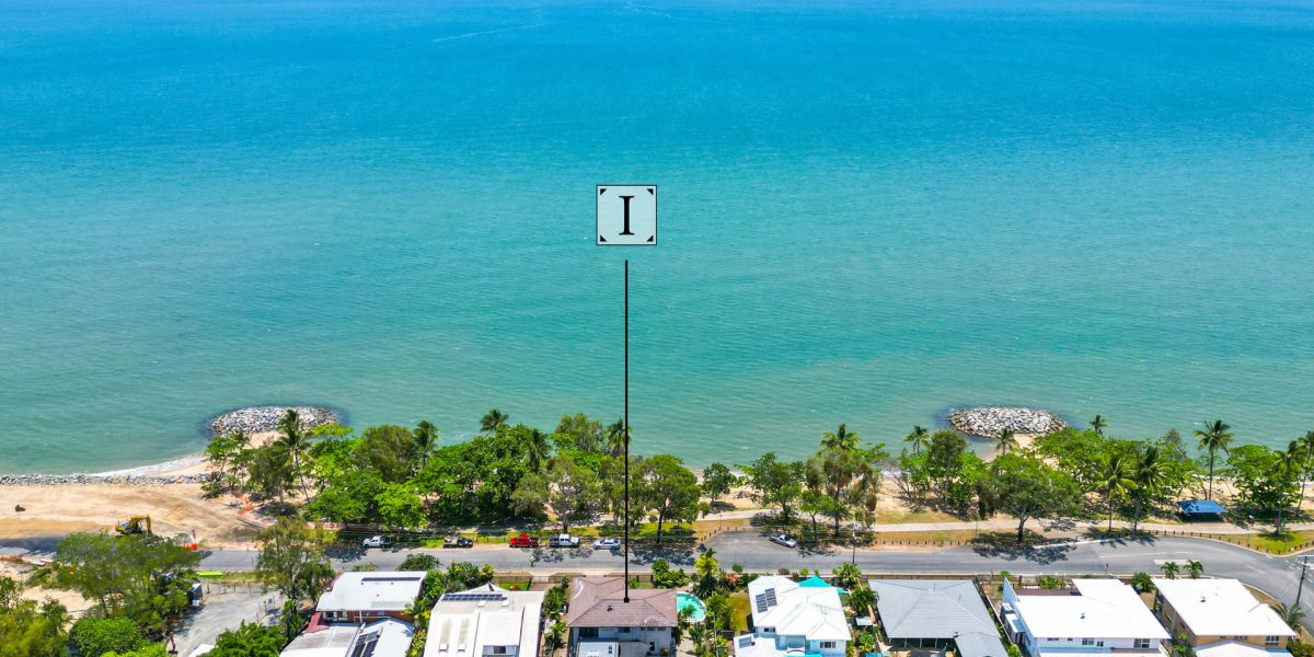 29-31 Casuarina Street, Holloways Beach, QLD 4878 AUS