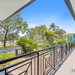 29-31 Casuarina Street, Holloways Beach, QLD 4878 AUS