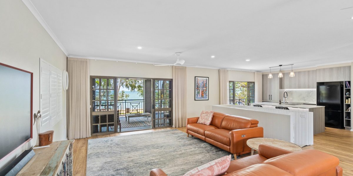 29-31 Casuarina Street, Holloways Beach, QLD 4878 AUS