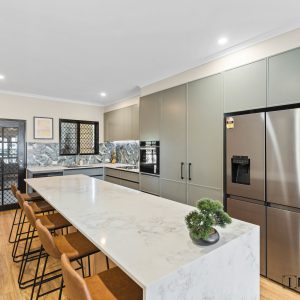 29-31 Casuarina Street, Holloways Beach, QLD 4878 AUS