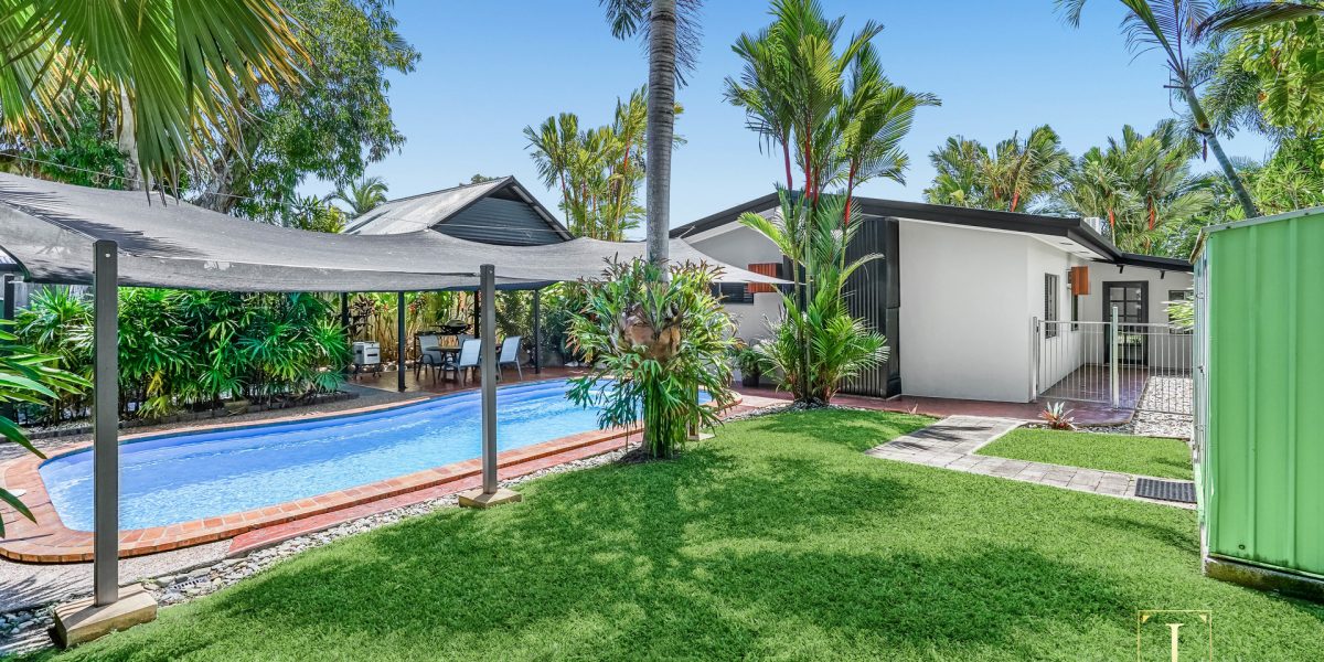 3 Corinda Close, Trinity Beach, QLD 4879 AUS