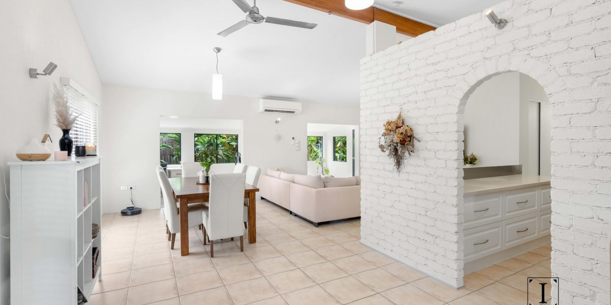3 Corinda Close, Trinity Beach, QLD 4879 AUS