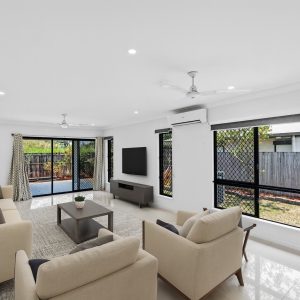 24 Singleton Close, Smithfield, QLD 4878 AUS