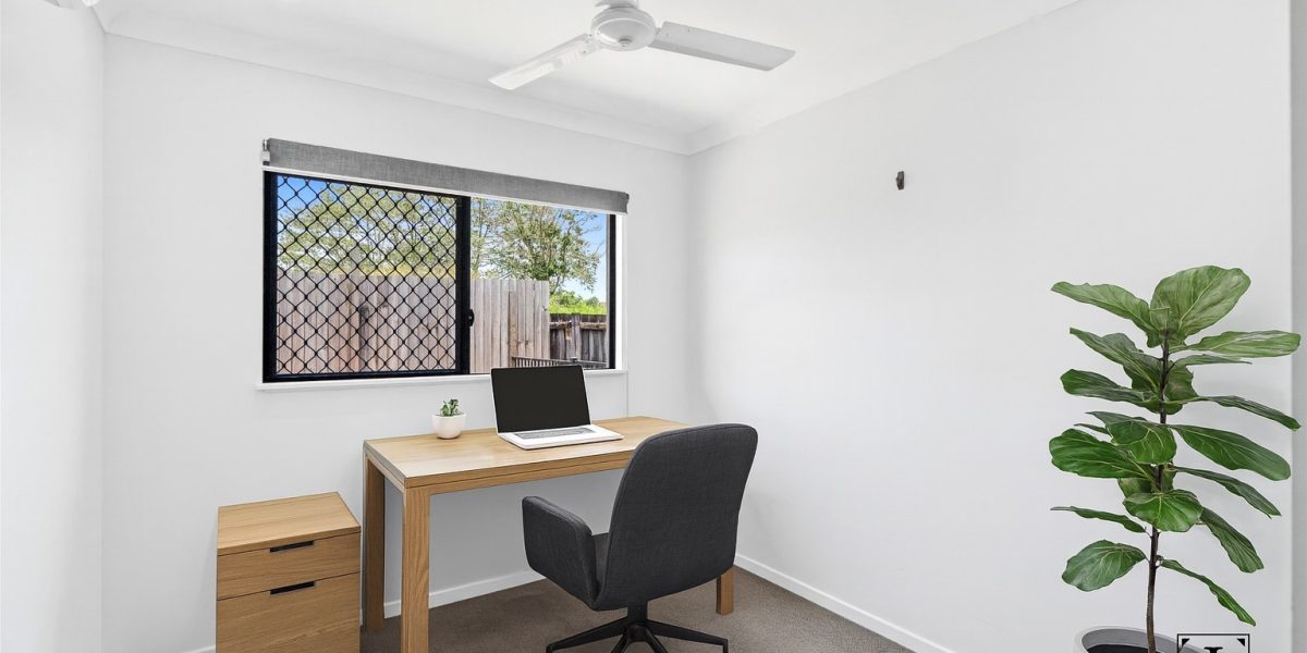 24 Singleton Close, Smithfield, QLD 4878 AUS