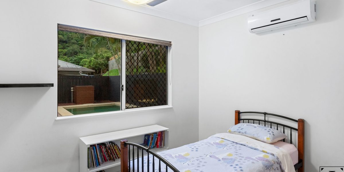 32 Mackerras Street, Redlynch, QLD 4870 AUS