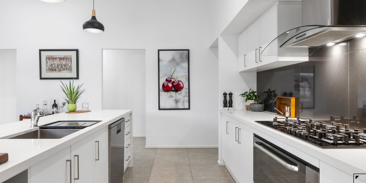 14 Munburra Parade, Smithfield, QLD 4878 AUS