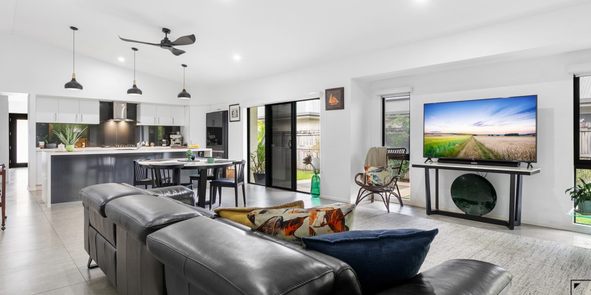 14 Munburra Parade, Smithfield, QLD 4878 AUS