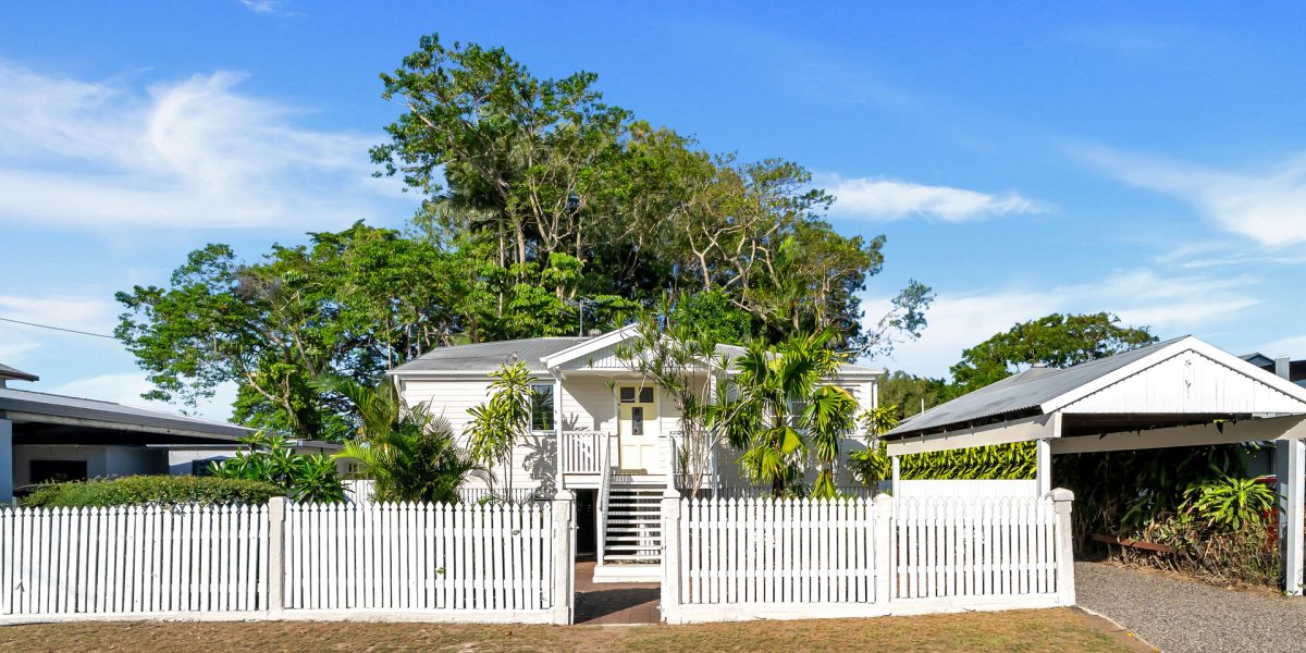 12 Bunting Street, Bungalow, QLD 4870 AUS