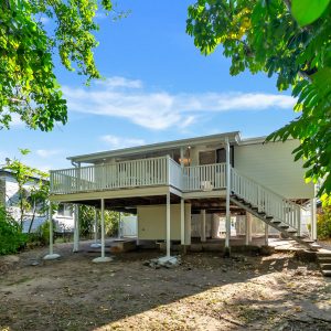 12 Bunting Street, Bungalow, QLD 4870 AUS