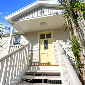 12 Bunting Street, Bungalow, QLD 4870 AUS