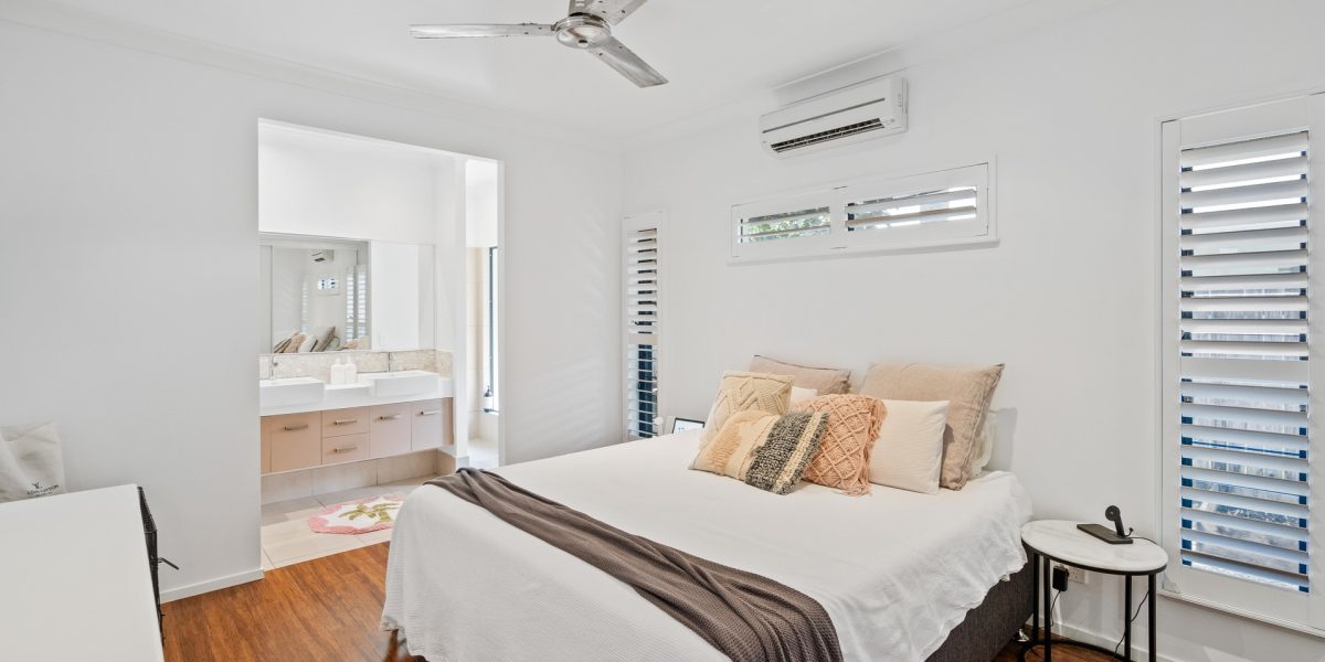 5 Lagoon Drive, Trinity Beach, QLD 4879 AUS