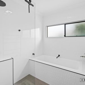 5 Lagoon Drive, Trinity Beach, QLD 4879 AUS