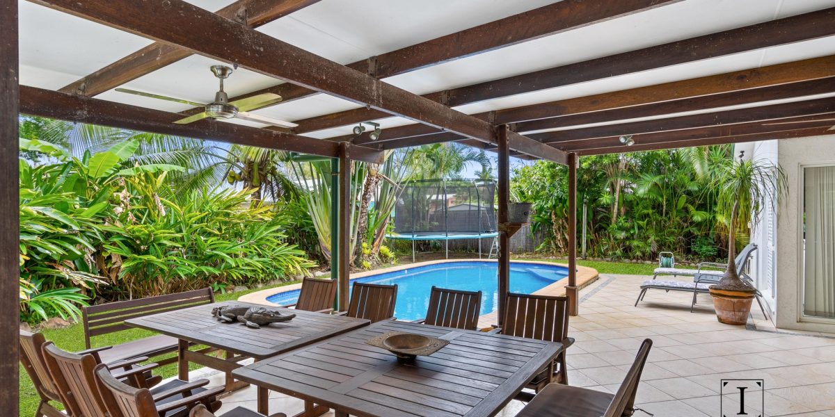 10 Hope Street, Clifton Beach, QLD 4879 AUS