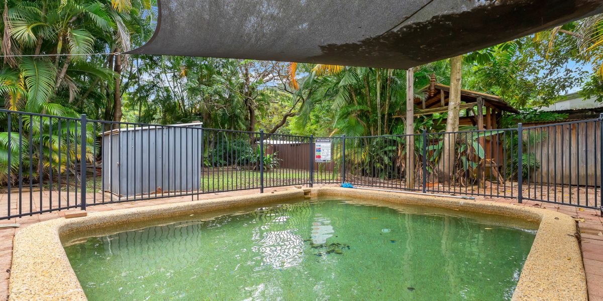 18 Valmadre Street, Caravonica, QLD 4878 AUS