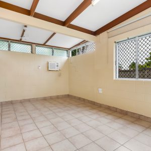 18 Valmadre Street, Caravonica, QLD 4878 AUS