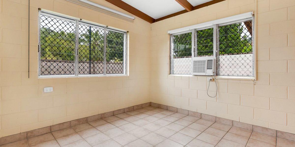 18 Valmadre Street, Caravonica, QLD 4878 AUS