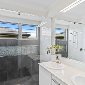 21 Bosun Place, Trinity Beach, QLD 4879 AUS