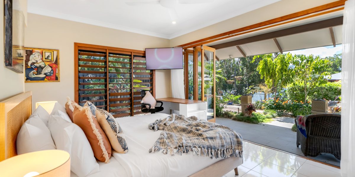 13 Lagoon Drive, Trinity Beach, QLD 4879 AUS