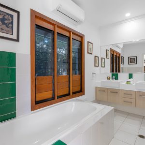 13 Lagoon Drive, Trinity Beach, QLD 4879 AUS