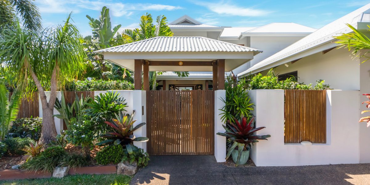 13 Lagoon Drive, Trinity Beach, QLD 4879 AUS