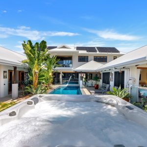 13 Lagoon Drive, Trinity Beach, QLD 4879 AUS