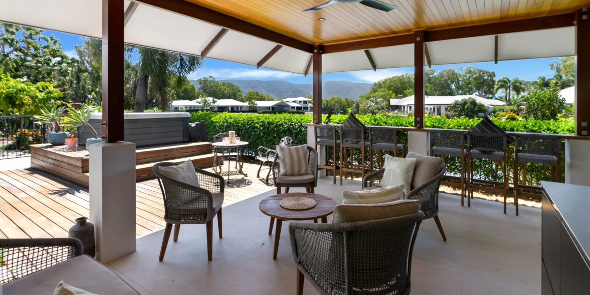 13 Lagoon Drive, Trinity Beach, QLD 4879 AUS