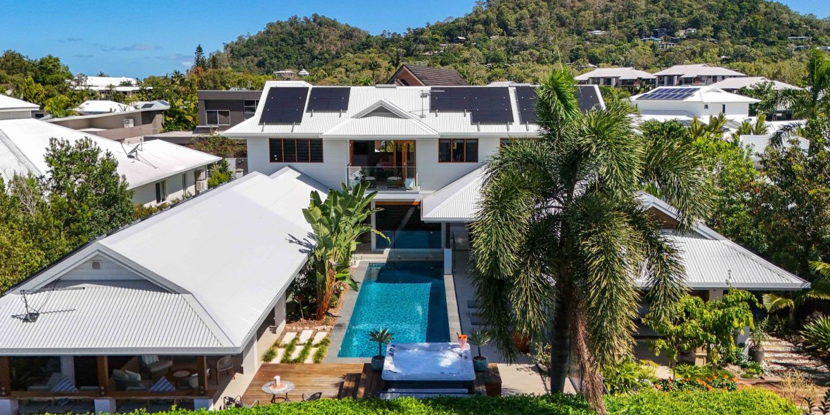 13 Lagoon Drive, Trinity Beach, QLD 4879 AUS