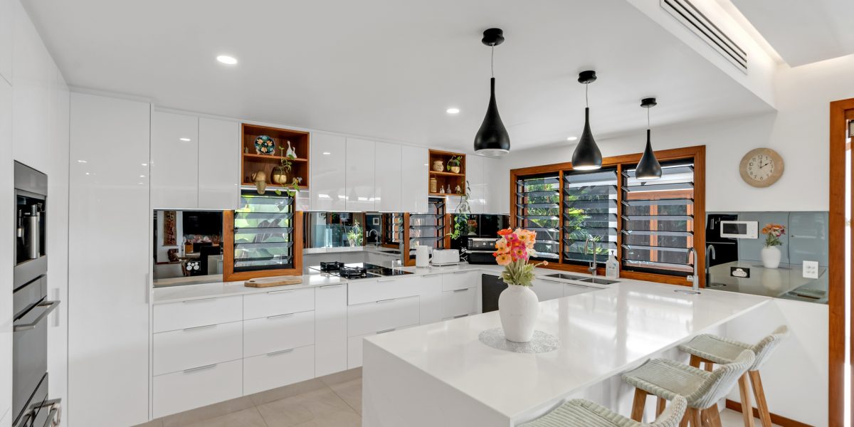 13 Lagoon Drive, Trinity Beach, QLD 4879 AUS