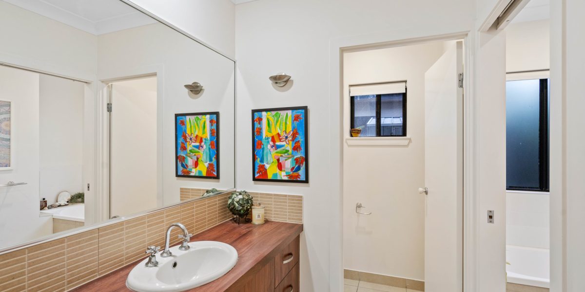 3 Saunders Court, Clifton Beach, QLD 4879 AUS