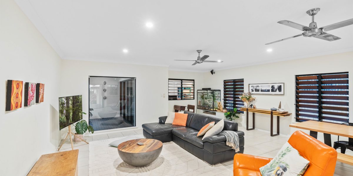 63 Kewarra Street, Kewarra Beach, QLD 4879 AUS