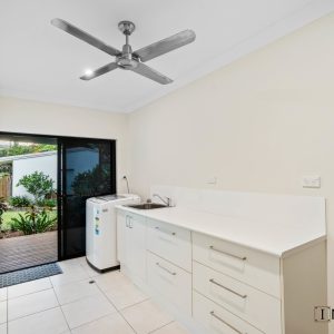 63 Kewarra Street, Kewarra Beach, QLD 4879 AUS