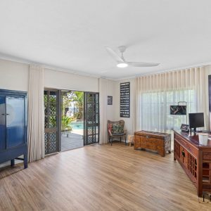 29-31 Casuarina Street, Holloways Beach, QLD 4878 AUS