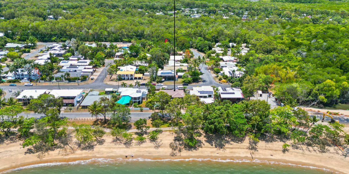 29-31 Casuarina Street, Holloways Beach, QLD 4878 AUS