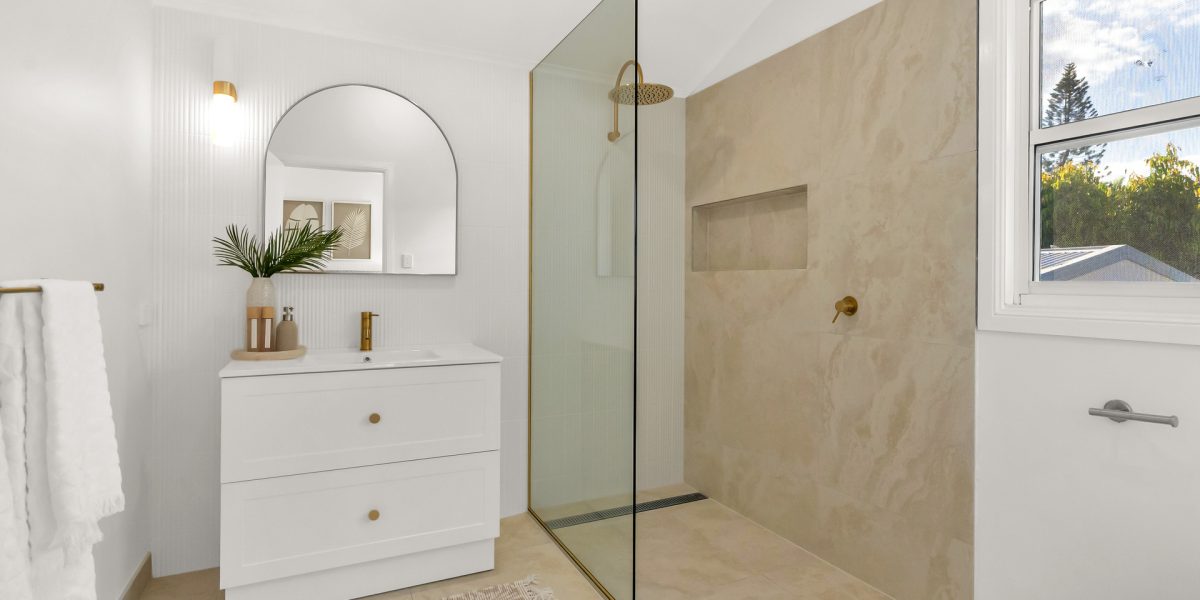 12 Bunting Street, Bungalow, QLD 4870 AUS