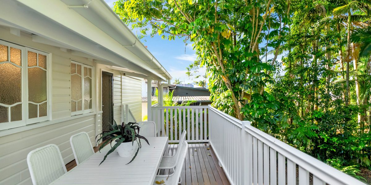 12 Bunting Street, Bungalow, QLD 4870 AUS