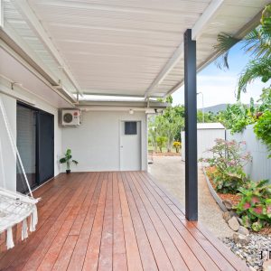 13 Cooya Street, Kewarra Beach, QLD 4879 AUS